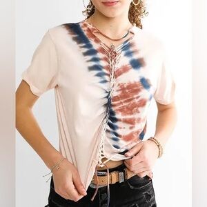 Gilded Intent Tie Dye Short Sleeve Tee Shirt in Francis Wash with Braided Back